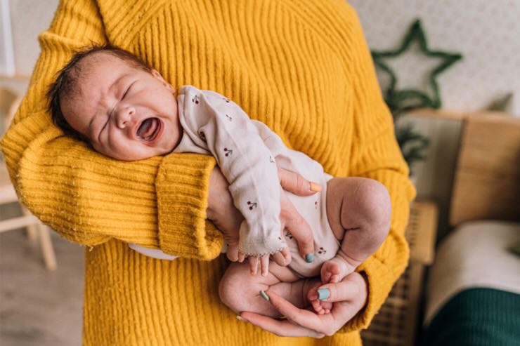 Bambino che piange: come calmarli in 1 minuto