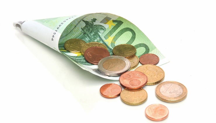 Stipendi, 150 euro in più in busta paga: ecco per chi